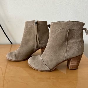 Toms suede block heel booties
